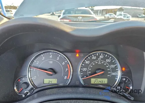 2013 Toyota Corolla Base z USA, uszkodzony, nr VIN 2T1BU4EE8DC002633